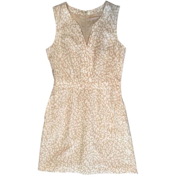 Banana Republic Dresses & Skirts - Banana Republic Tan V Neck Cocktail Dress - NWT